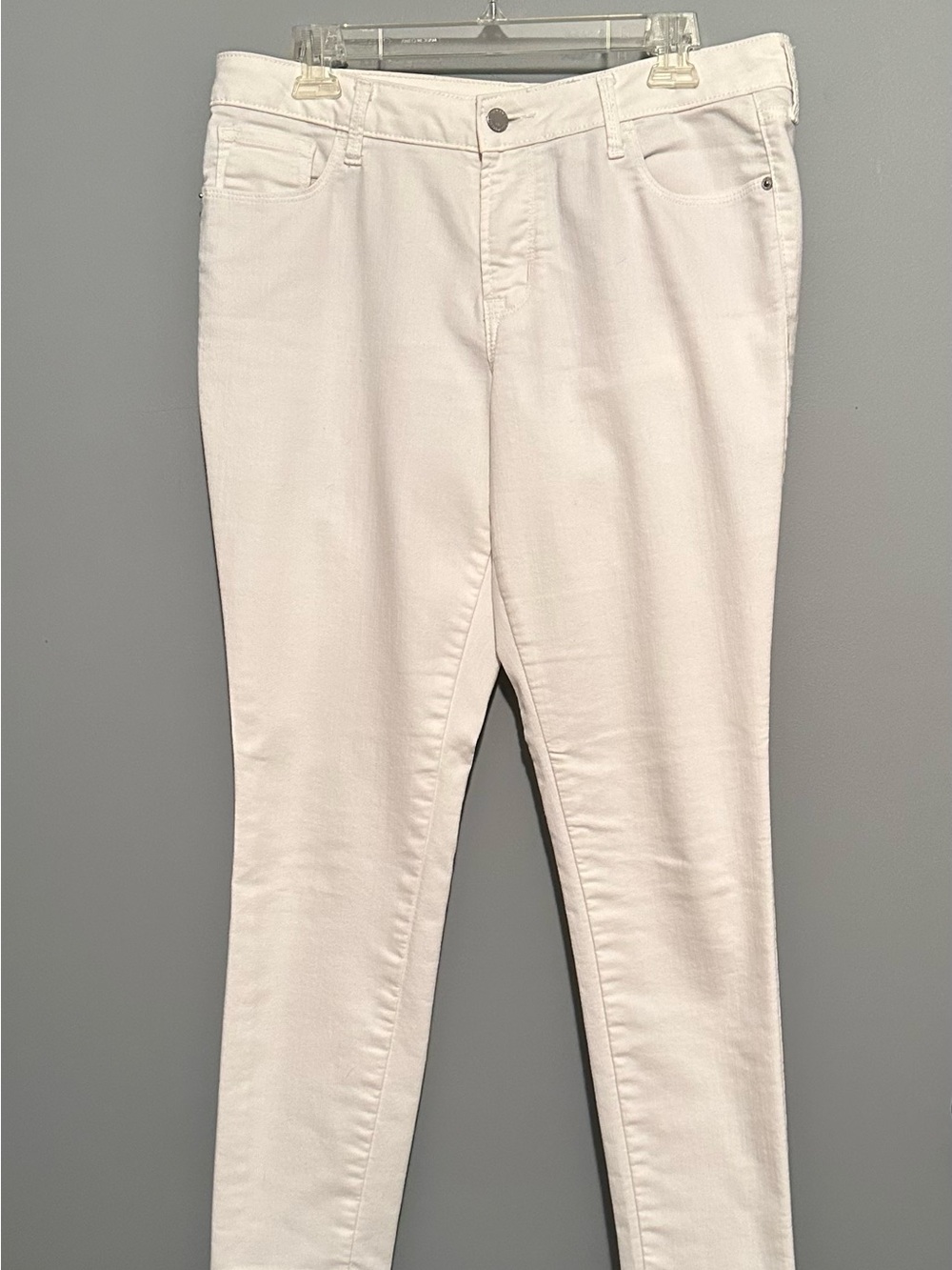 Old Navy Women’s Rockstar Skinny Jeans in White, Size 12